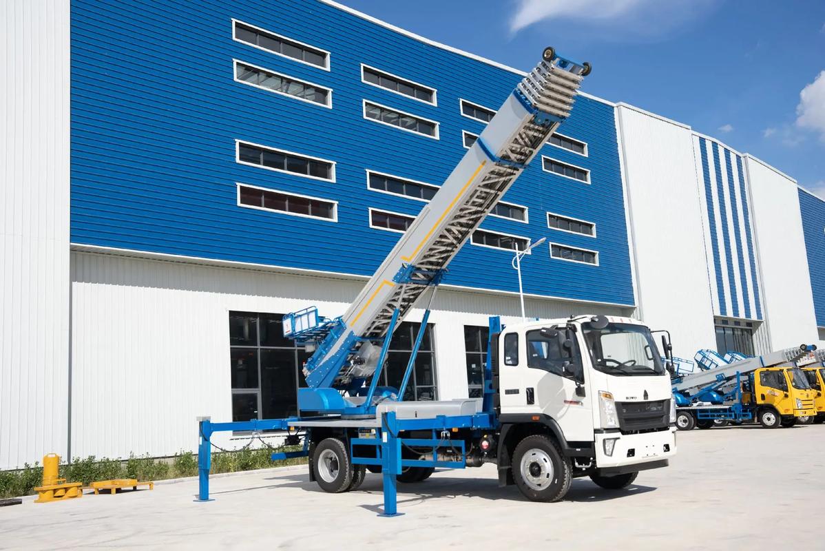 铜仁小型云梯车上料车租赁多少钱