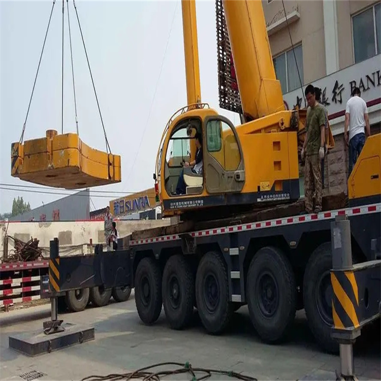 铜仁当地吊车出租|机器吊装|75吨|工厂搬迁服务